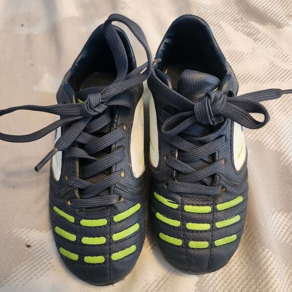 Dream Pairs Other - Boys Cleats.  NEW. Kids Boys 12. Gray green.